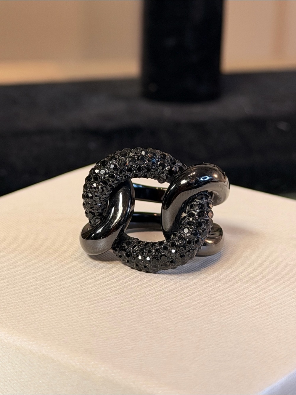 Michael Kors Rhodium-plated Black Crystal Interlocking Statement Ring Sz 7